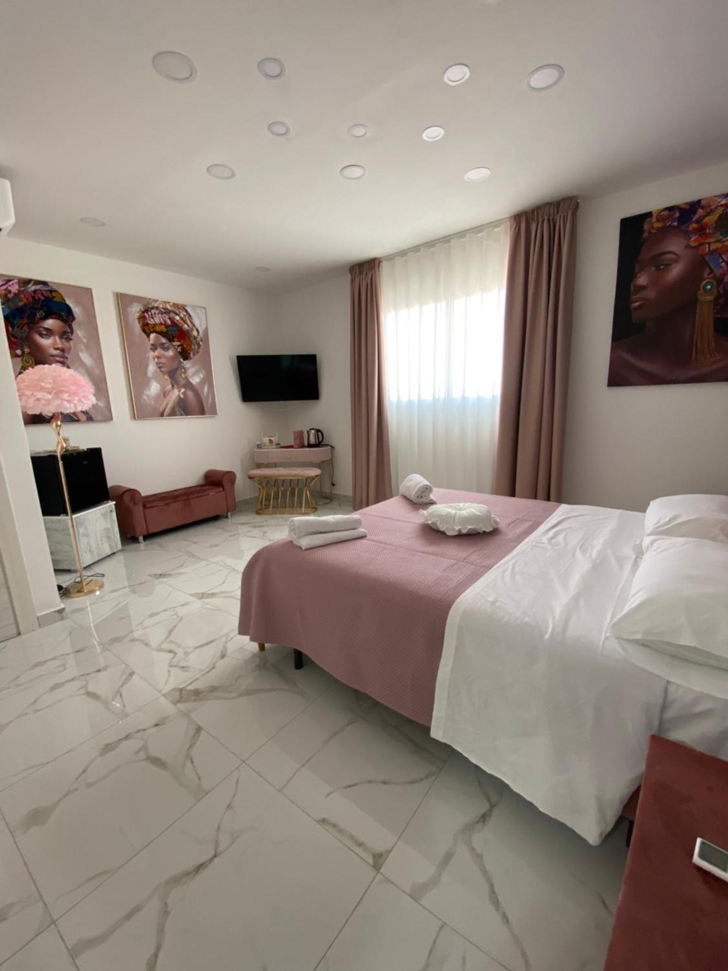 Seven7 Rooms Katanya Dış mekan fotoğraf